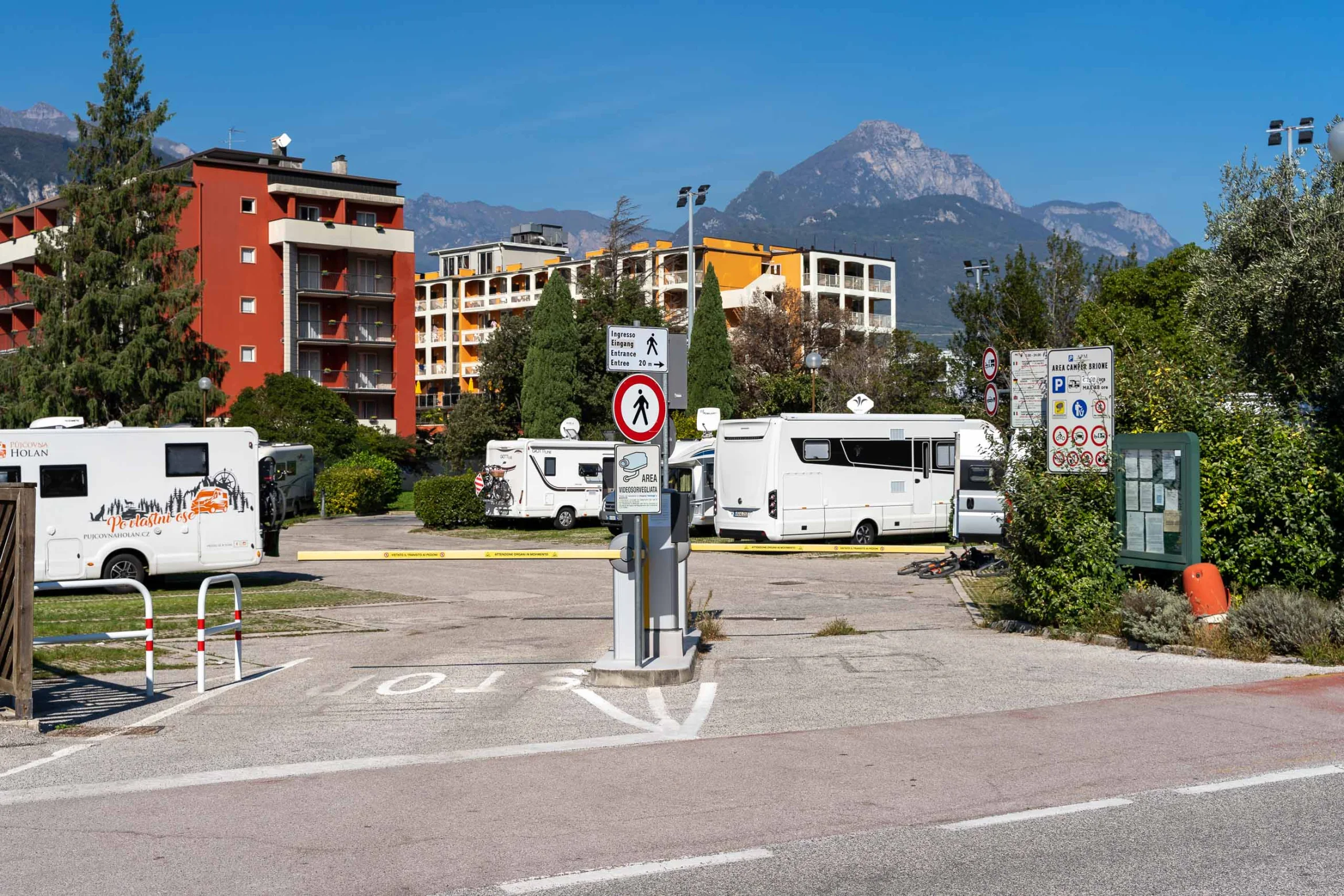 Area Sosta Camper Brione — photo 3